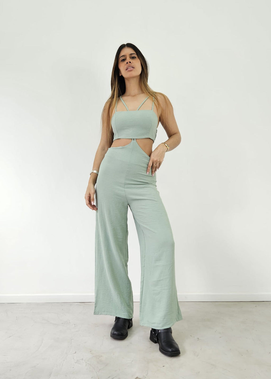 Conjunto Cut Out OLIVÉA